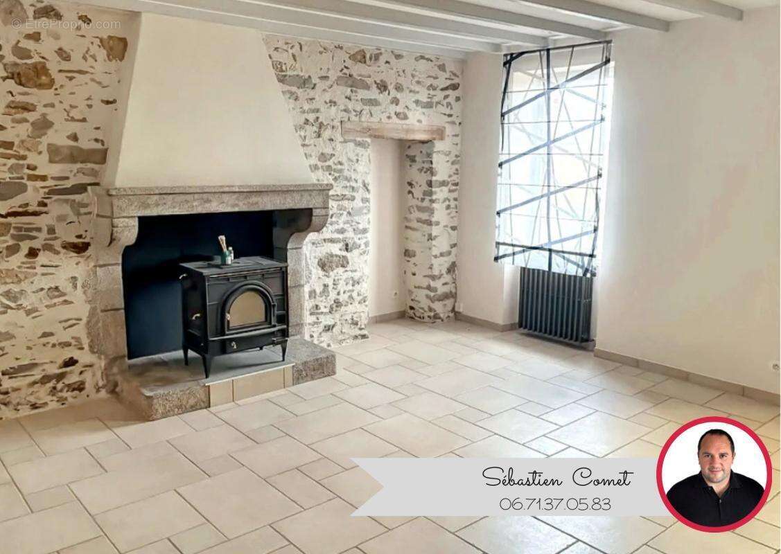 Maison à VIEILLEVIGNE