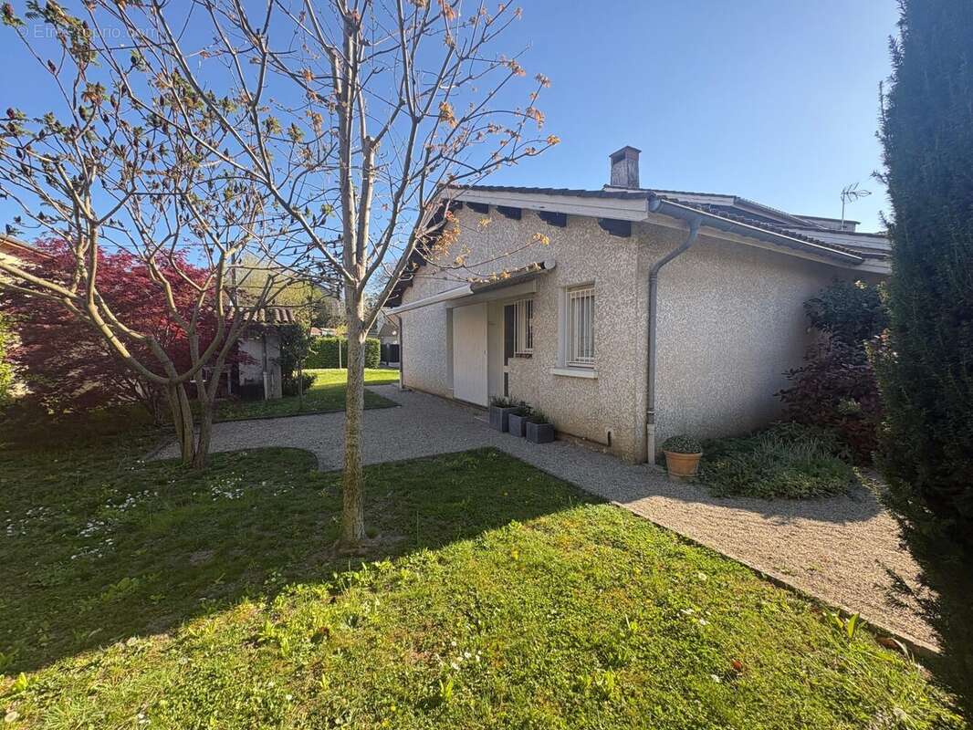 Maison à BEAUREPAIRE
