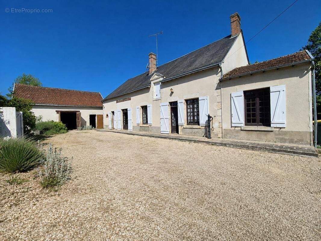 Maison à CHOUZY-SUR-CISSE