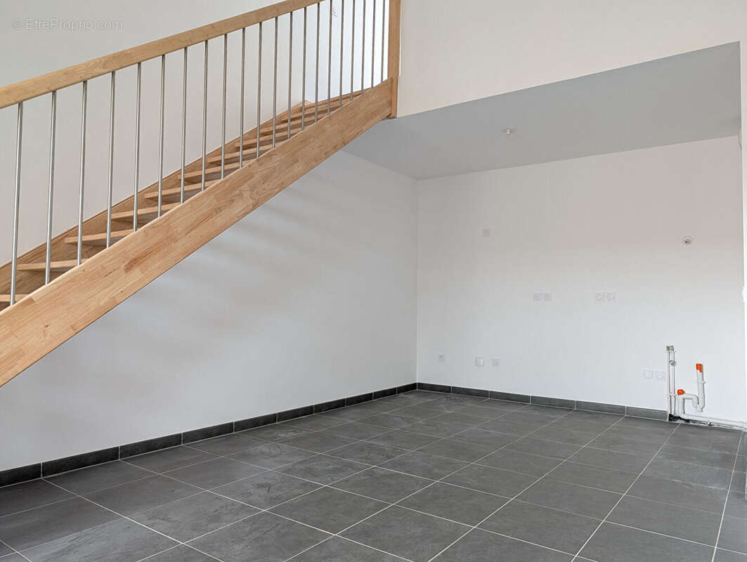 Appartement à BORMES-LES-MIMOSAS