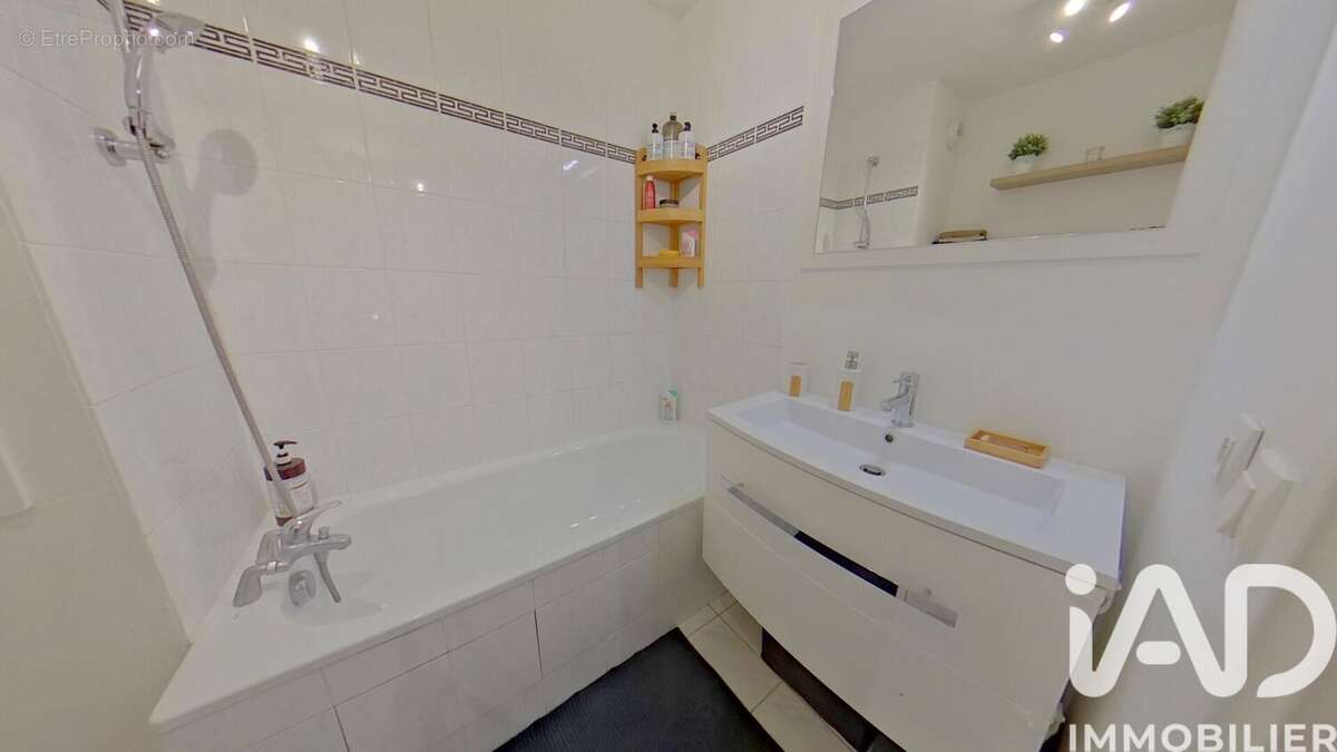 Photo 9 - Appartement à MOISSY-CRAMAYEL