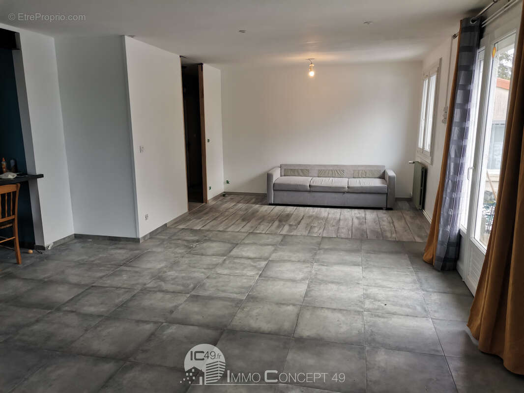 Maison 140 m² à Forges  - photo 2