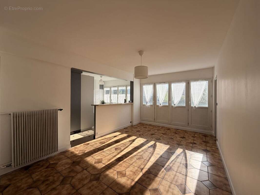 Appartement à BAGNOLET