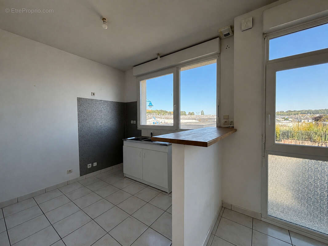 Maison en triplex avec jardin, garage et stationnement - photo 3