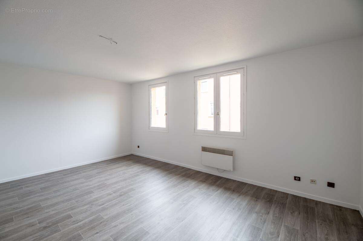Appartement à LA VERPILLIERE