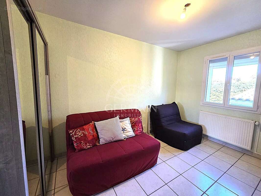 Maison à L'ISLE-SUR-LA-SORGUE