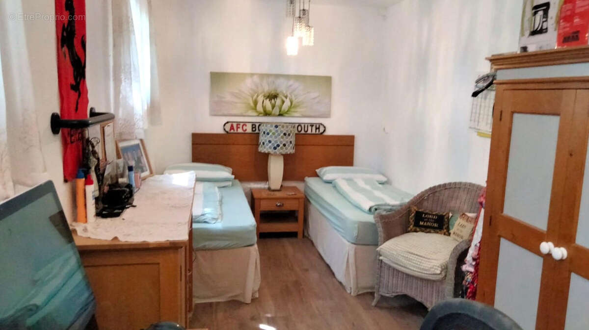 CHAMBRE - Maison à PRESSAC