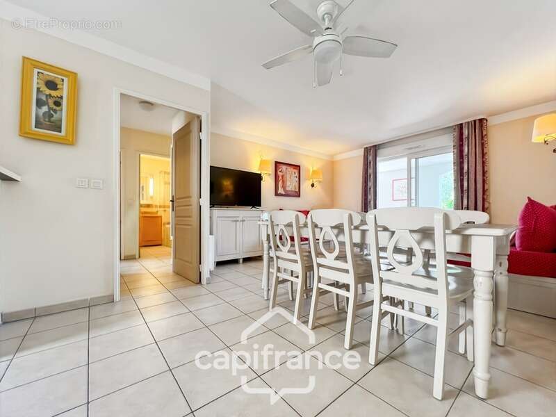 Appartement à MALLEMORT