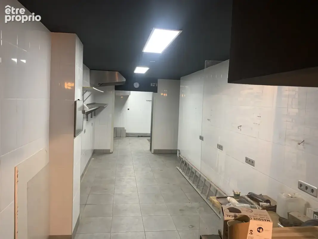 Mur commerciaux libre 50m2 haut gambetta - photo 2