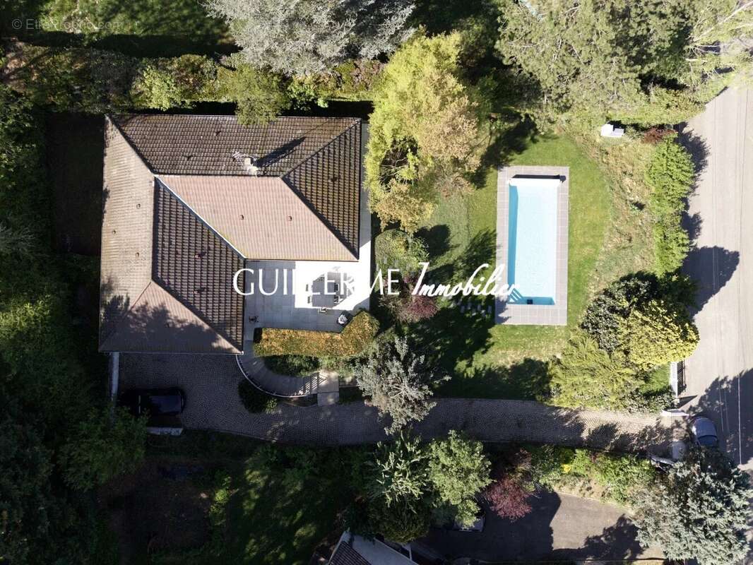 Maison à DARDILLY