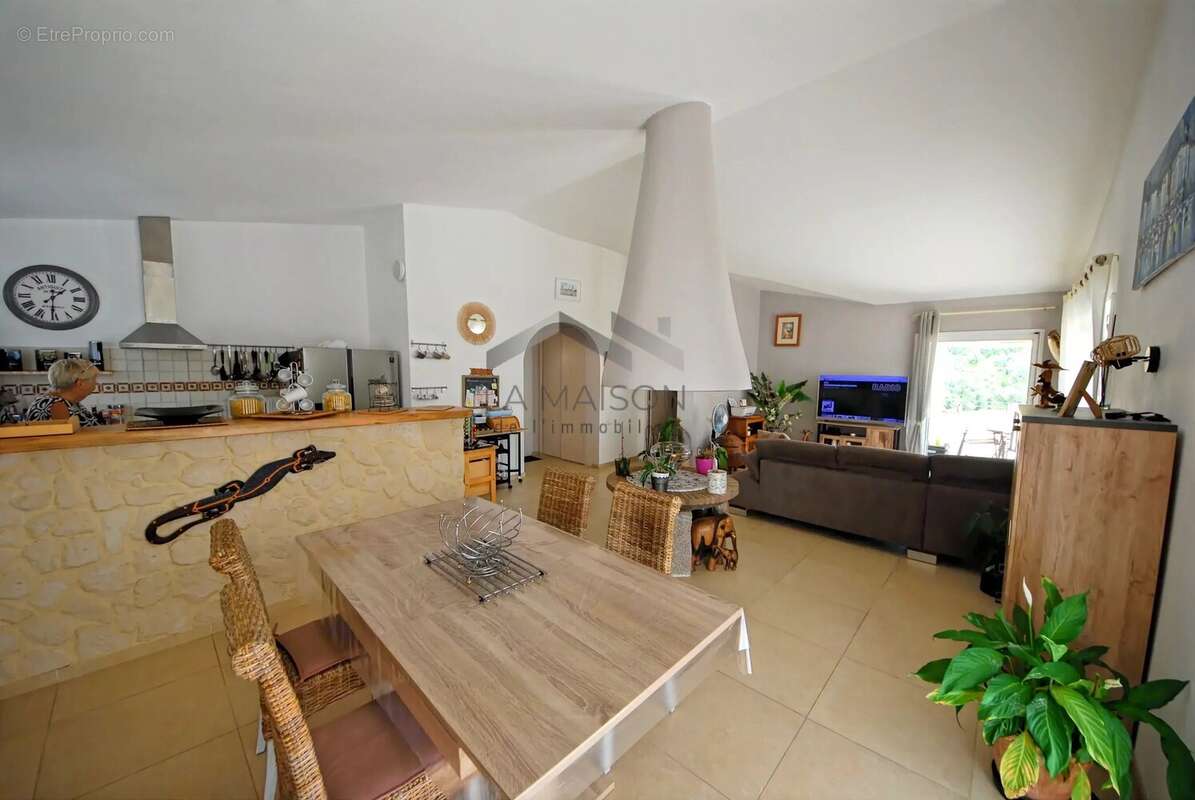 Villa T4 de 111 m² à Murateddu - photo 9