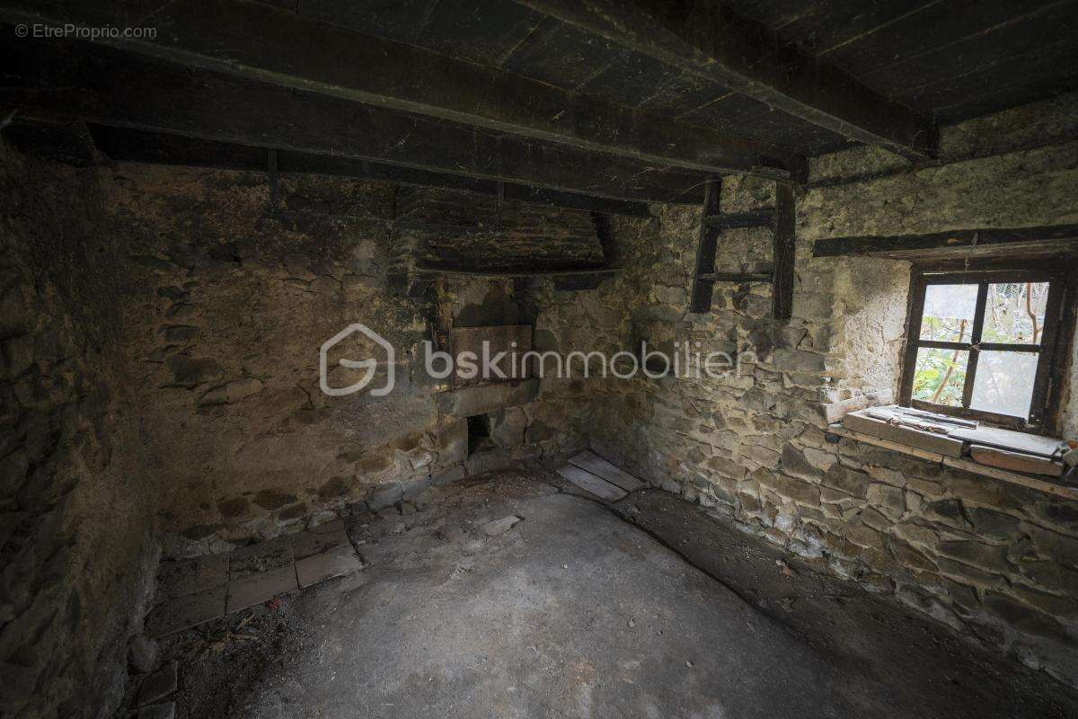 Maison à BLOT-L'EGLISE