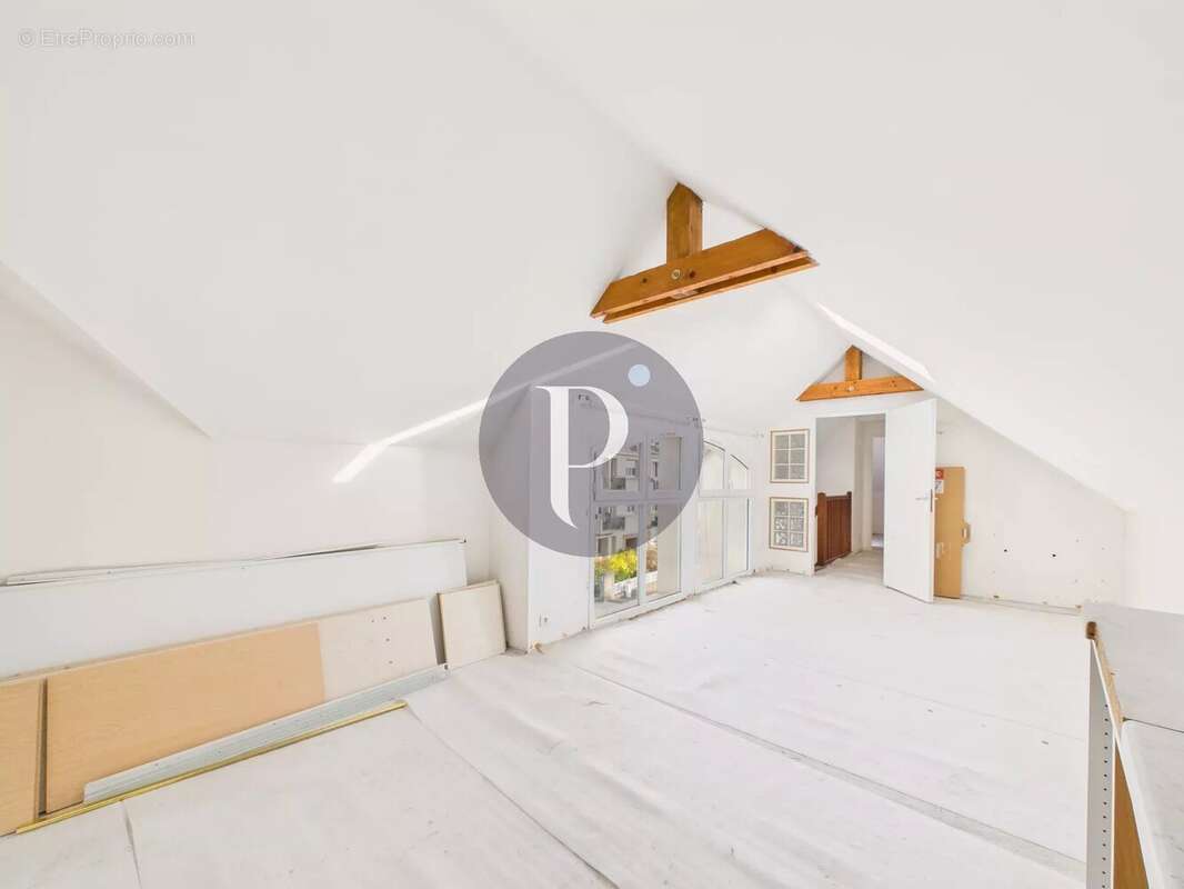 Maison à LE PLESSIS-ROBINSON