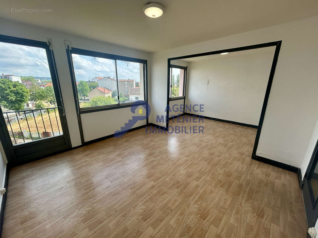 Appartement de type f2 - avec garage - 67 m2 - photo 8