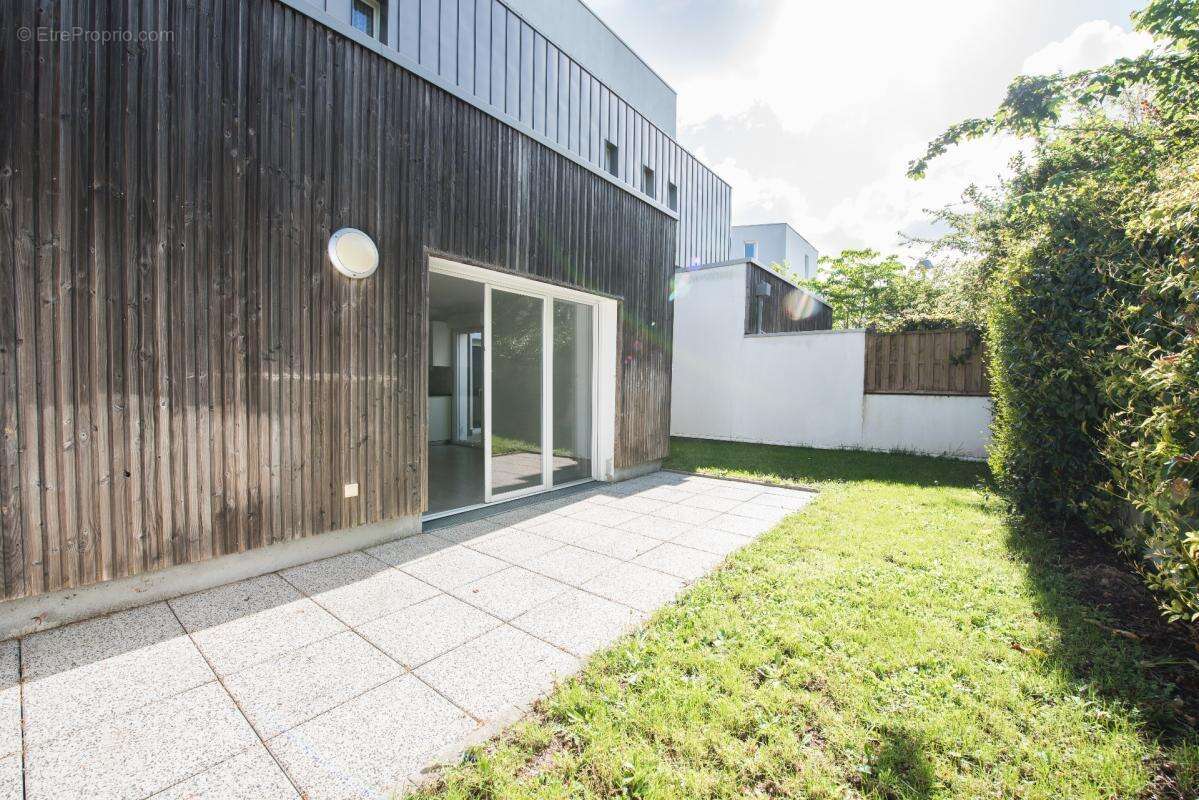 CHANTENAY - Maison 92m² avec jardin et garage - Résidence sécurisée 2015 - Aucun travaux - photo 16