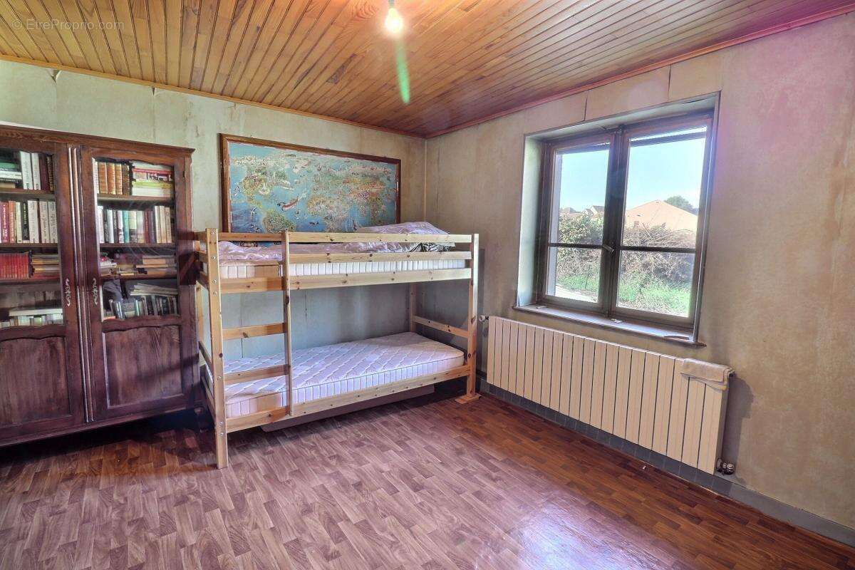 Maison à LES AVENIERES