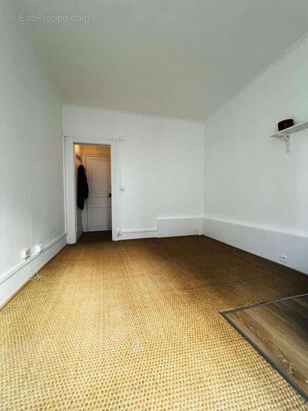 Photo 3 - Appartement à PARIS-15E