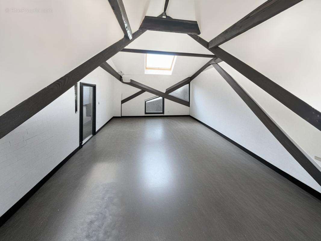 Maison 300 m² à Chatillon  - photo 8