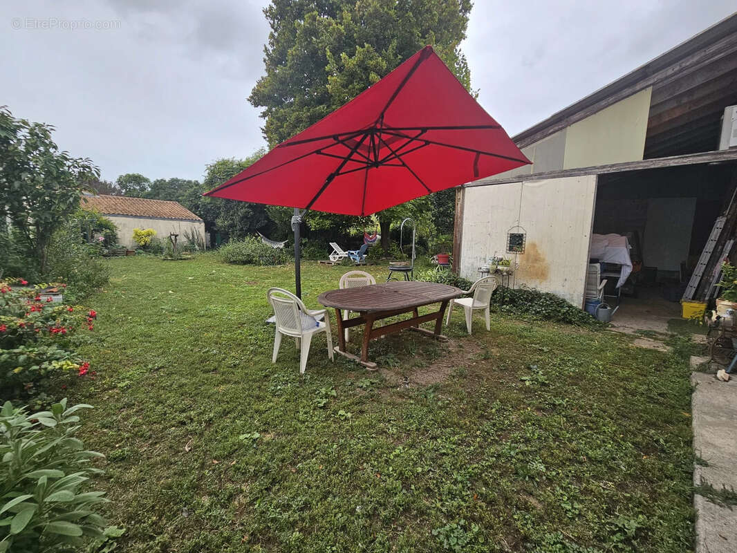 Maison à AIGREFEUILLE-D&#039;AUNIS