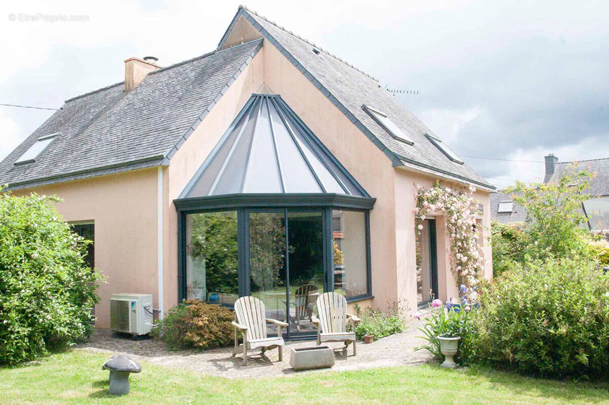 Maison à PLEYBER-CHRIST