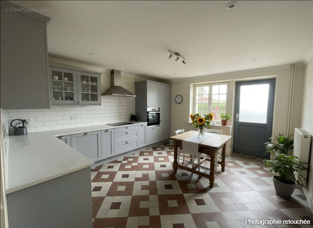 Maison à PONT-DE-VEYLE