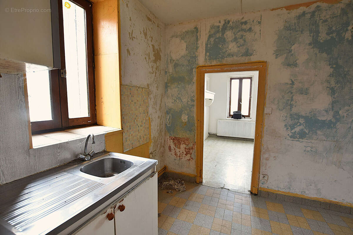 Maison à JALIGNY-SUR-BESBRE