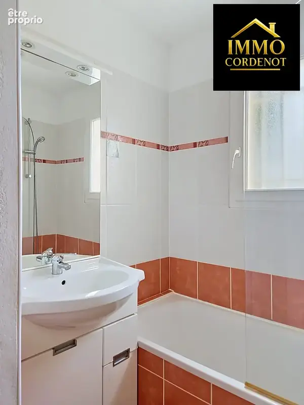 Maison 3 pièces 63 m² à vendre à Signes (83870) - photo 8