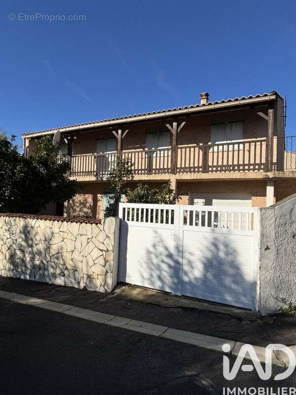 Maison 153 m² à Pezenas  - photo 2