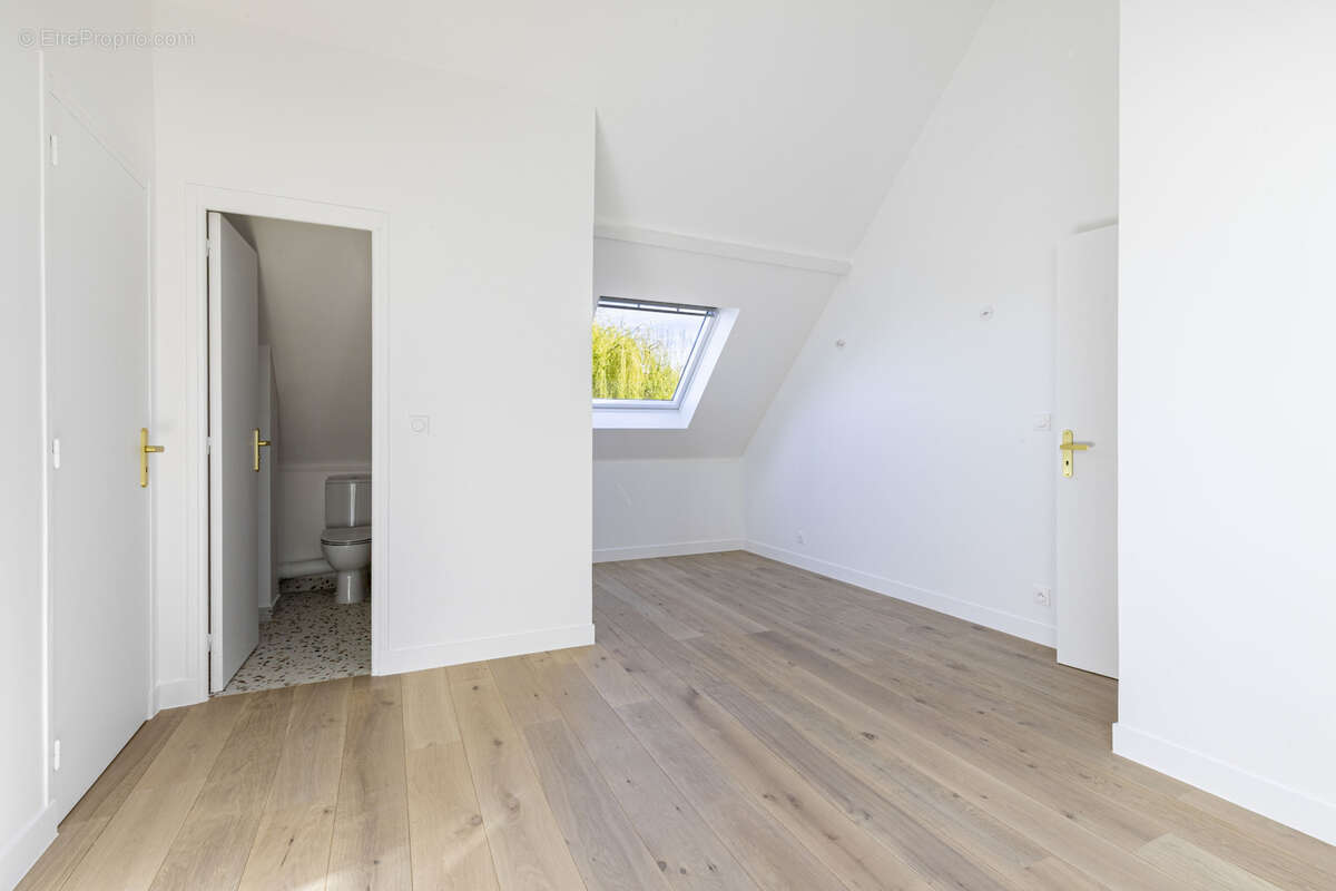 Maison à L'ETANG-LA-VILLE