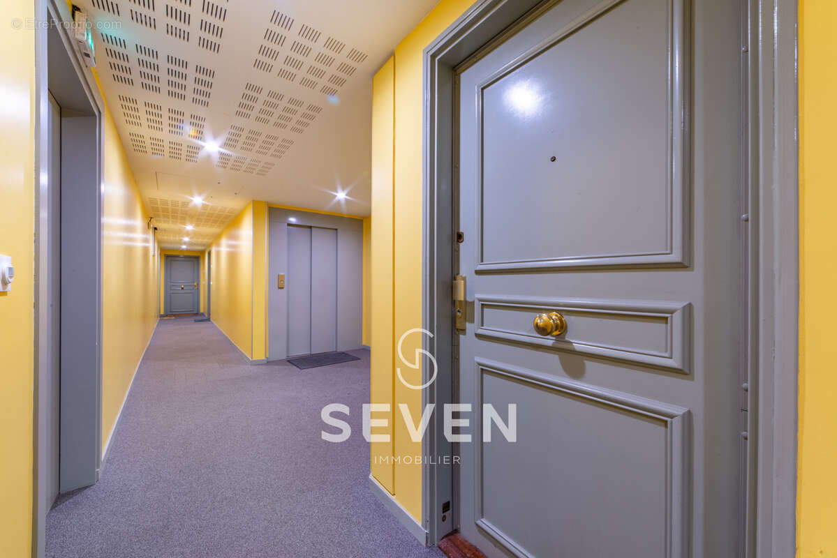 Appartement à CLICHY