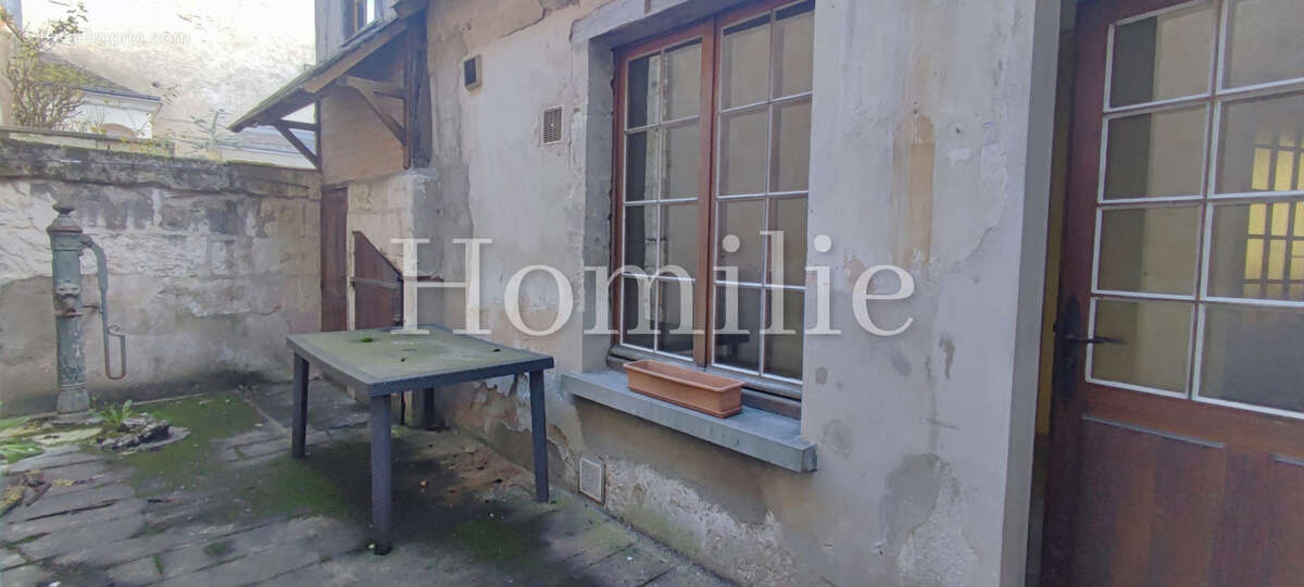 Maison à MONTRICHARD