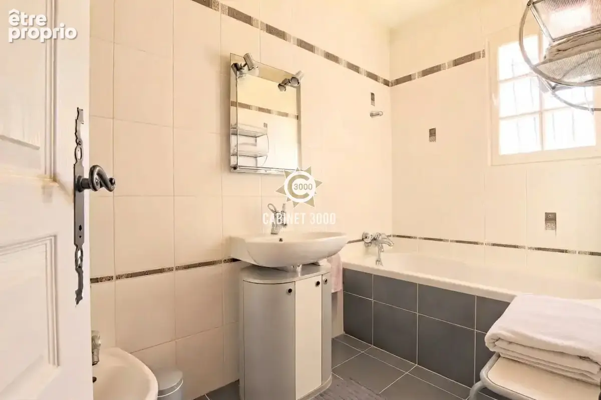 M2328 - LA VALETTE DU VAR - L'Ozone- Maison familiale - piscine - garage - photo 19