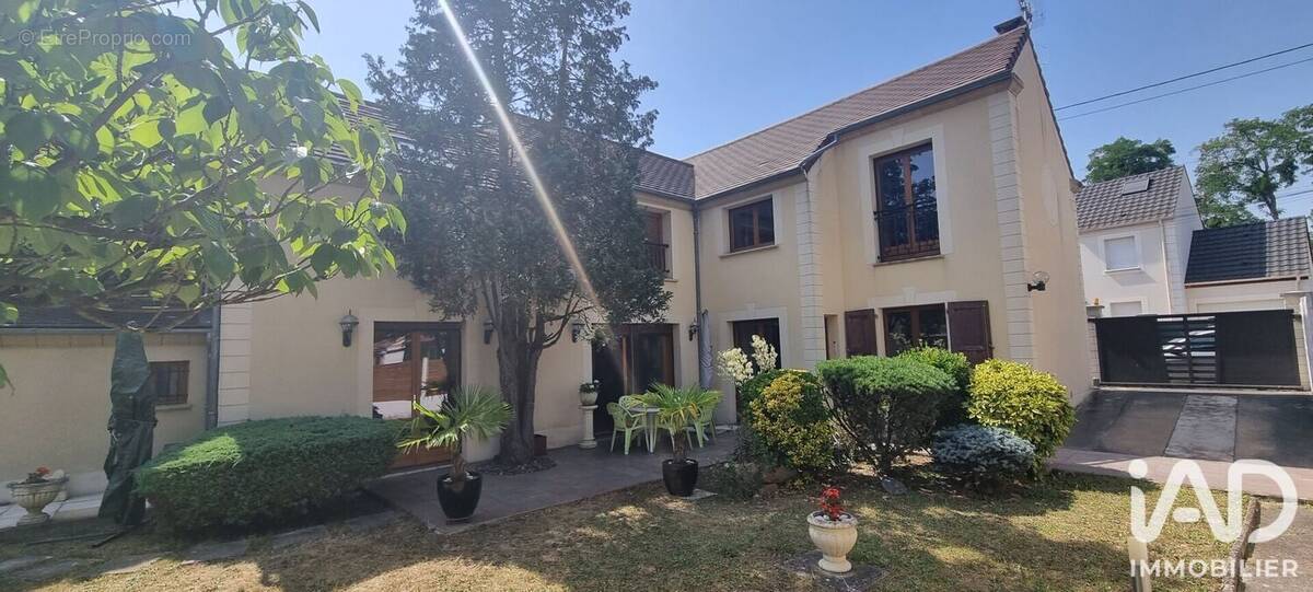 Photo 1 - Maison à CONFLANS-SAINTE-HONORINE