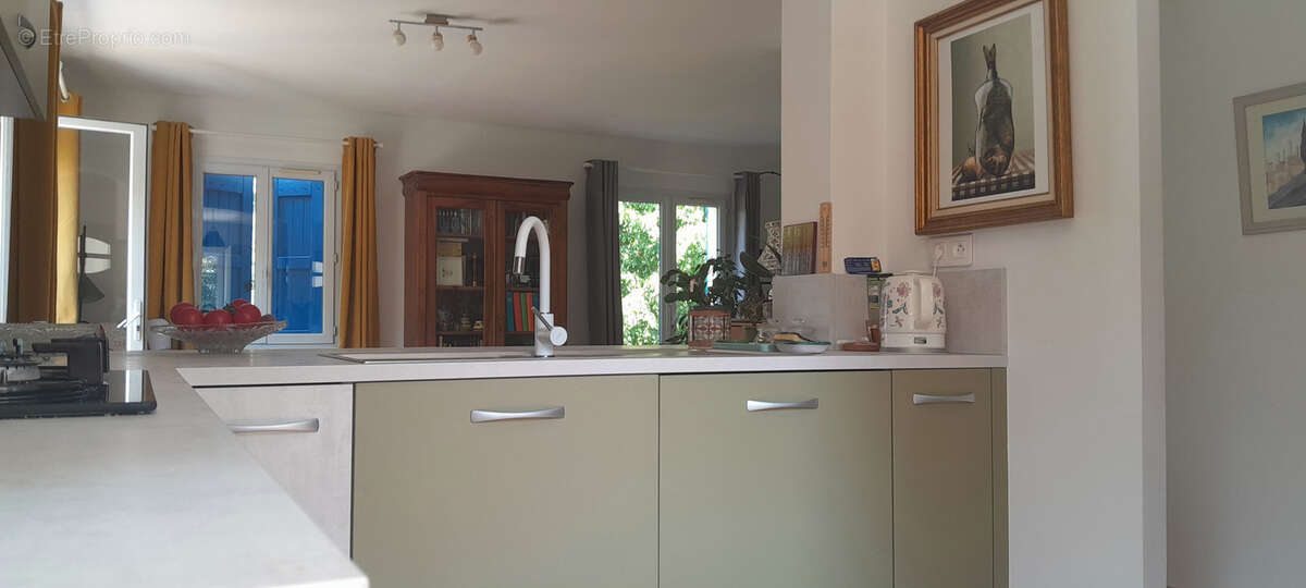 Maison à LARAGNE-MONTEGLIN