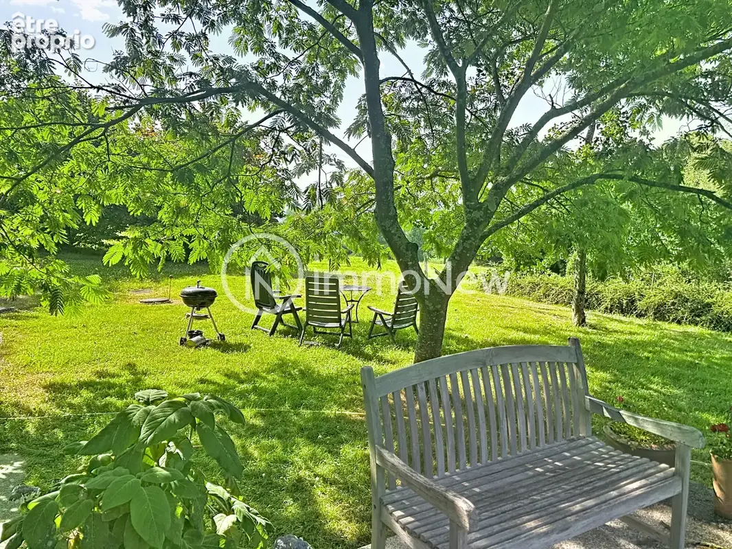 Belle propriete avec 2 gites au calme sur terrain de 6000 m2 environ - photo 43