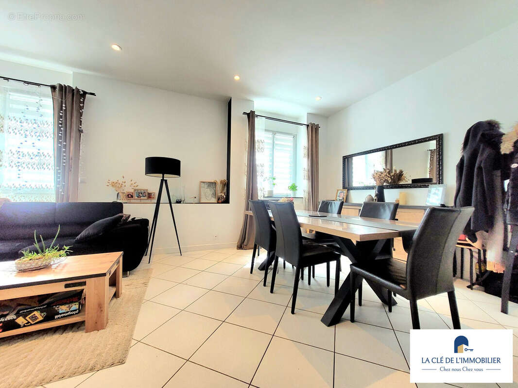 Appartement 67 m² à Quimper  - photo 3