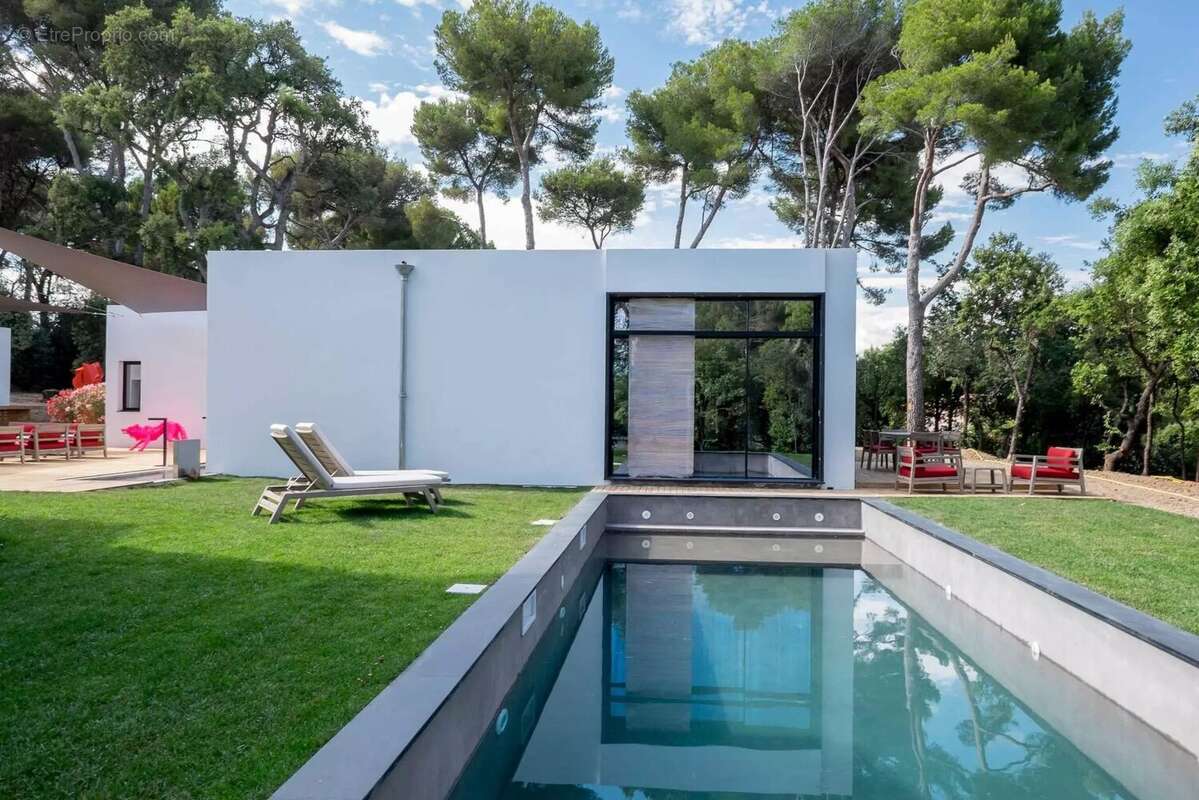 Maison à ANTIBES