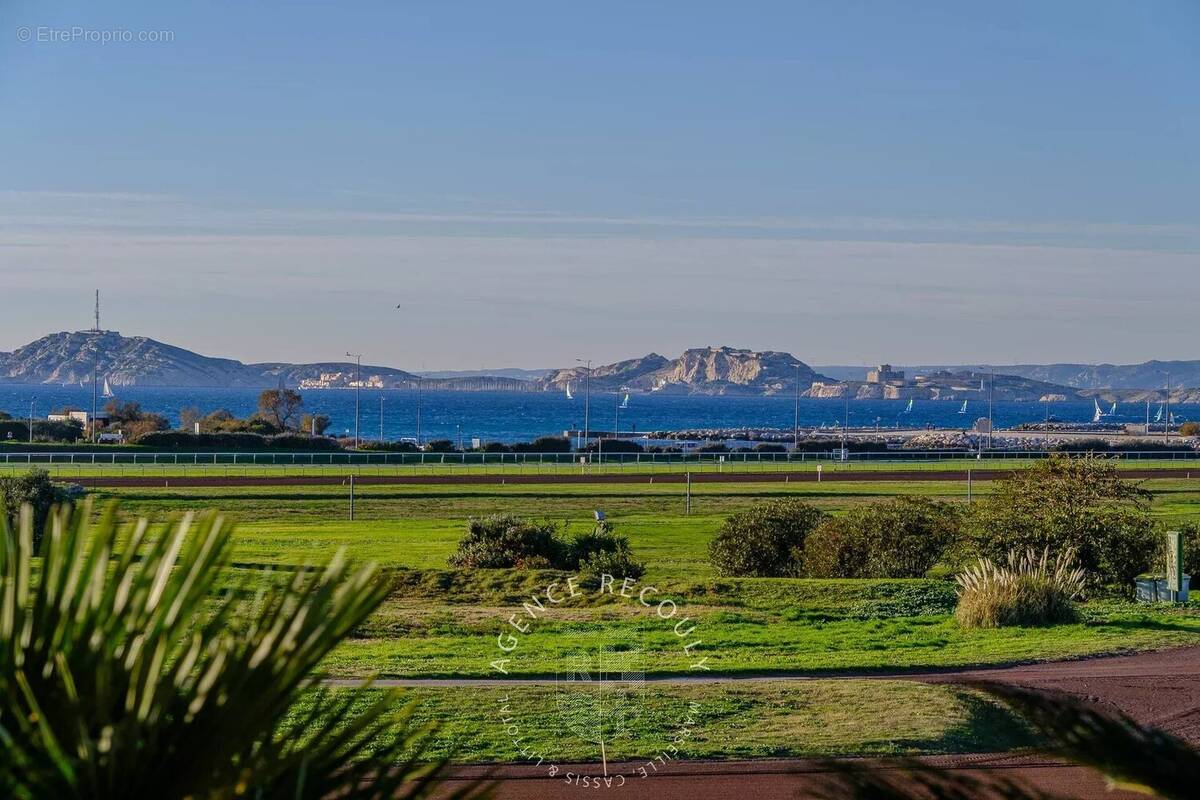 Appartement à MARSEILLE-8E