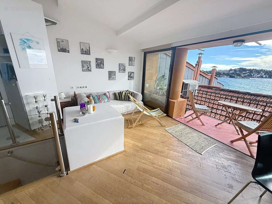 Appartement à VILLEFRANCHE-SUR-MER