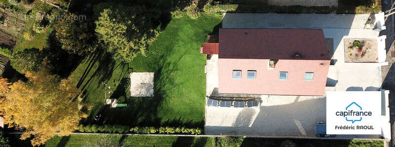 Maison à IS-SUR-TILLE