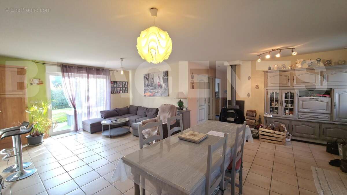 20251114_153320 - Maison à SAINT-GEORGES-DU-BOIS