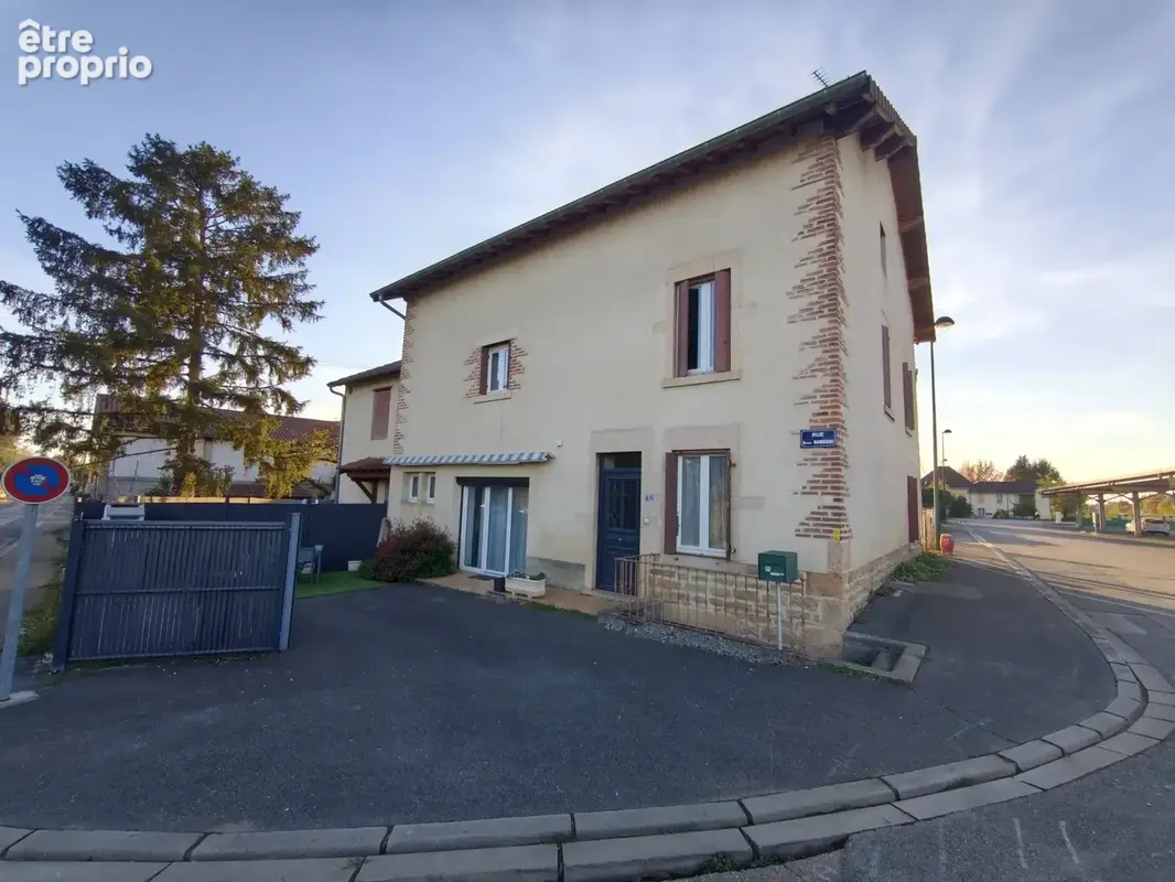Maison de village avec jardin privatif   cœur de vonnas - photo 1