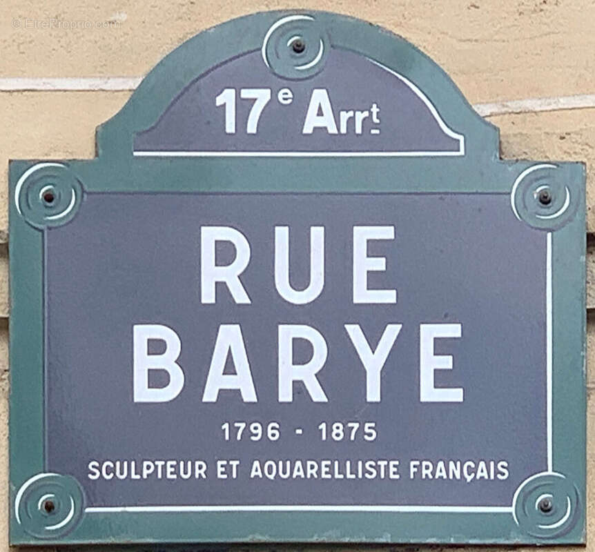 Appartement à PARIS-17E