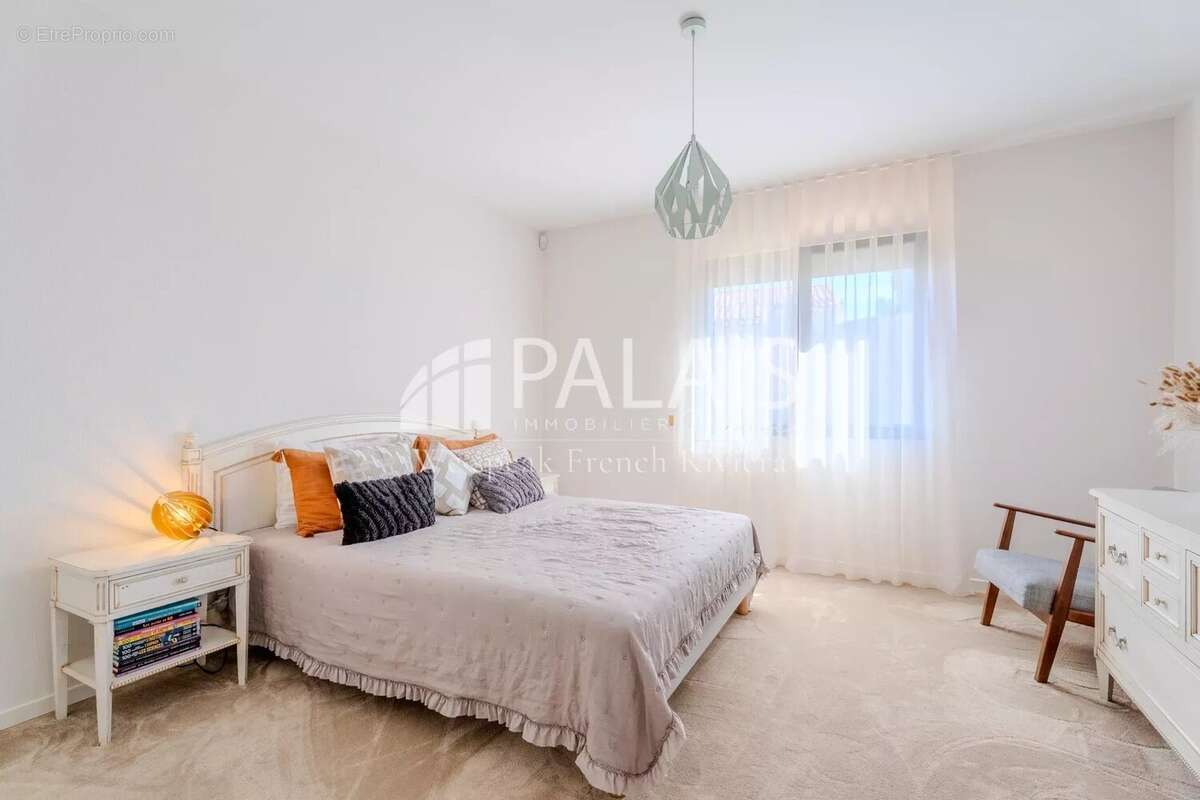 Maison à ROQUEBRUNE-CAP-MARTIN