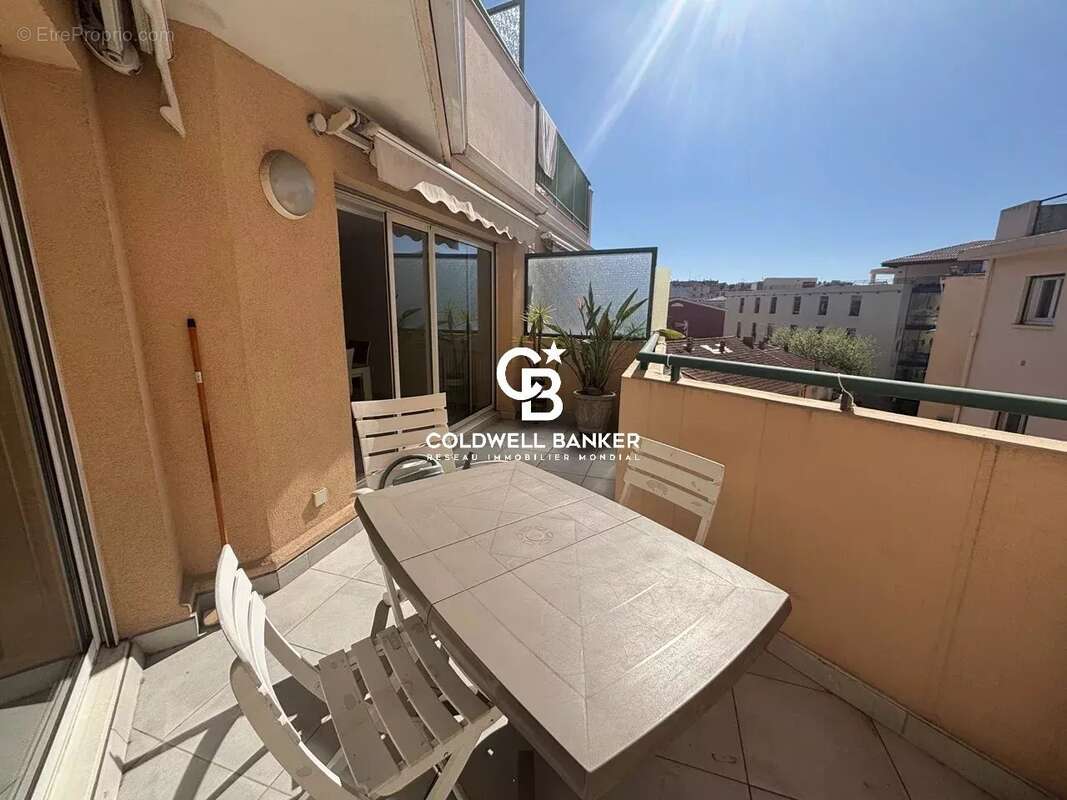 Appartement à SAINT-RAPHAEL