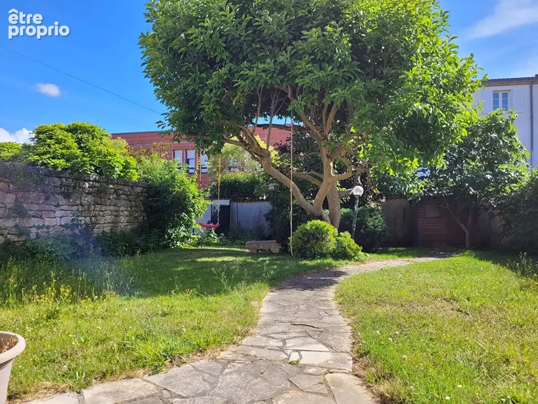 ROCHEFORT chante alouette maison de 150 m²  - 6 chambres - 3 salles d'eau - Jardin - photo 16