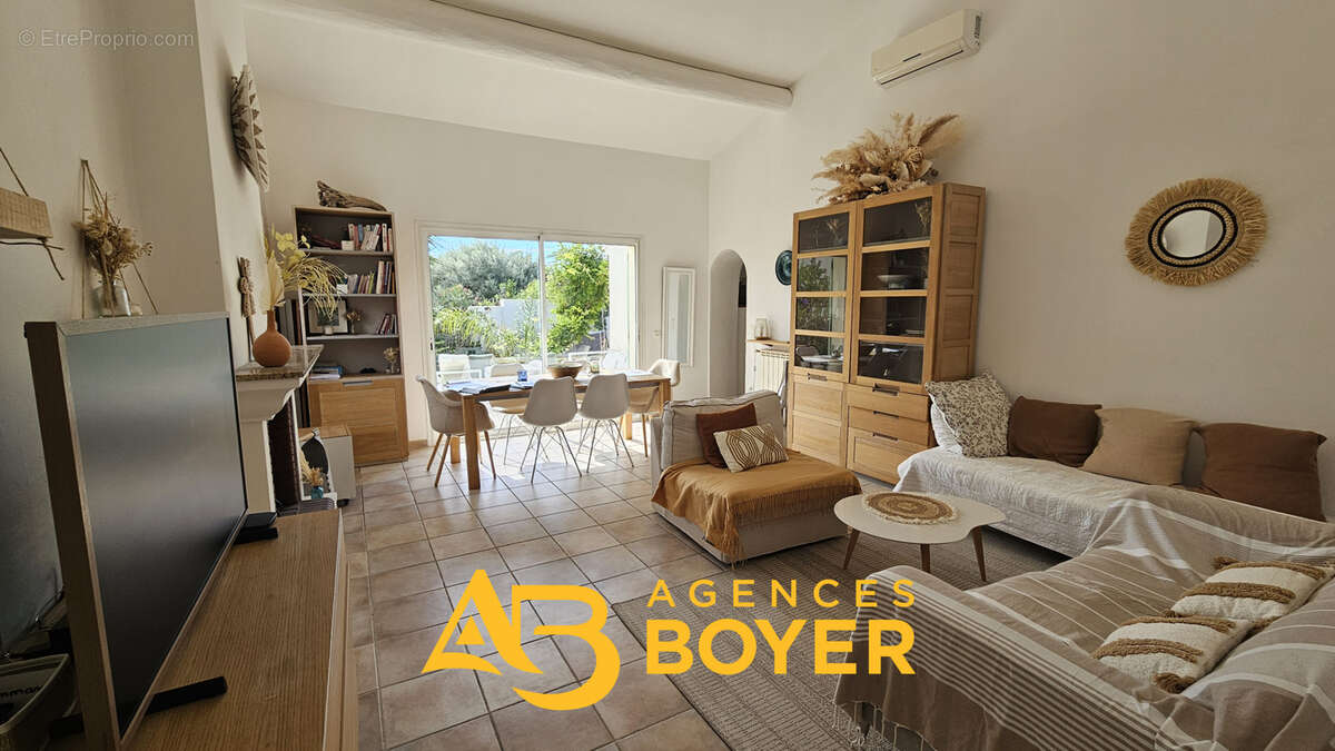 Maison de charme,centre-ville,4 chambres,studio indépendant, climatisation,commerces proches. - photo 4