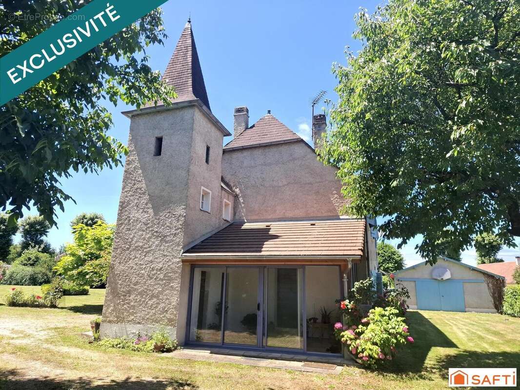 Maison 180 m² à Navarrenx  - photo 2