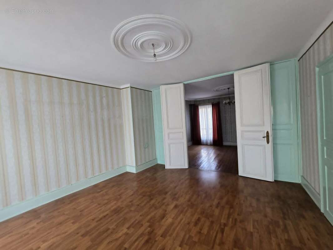 Maison 211 m² à Pont-A-Mousson  - photo 5
