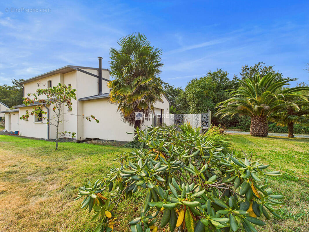 Maison à POULDREUZIC